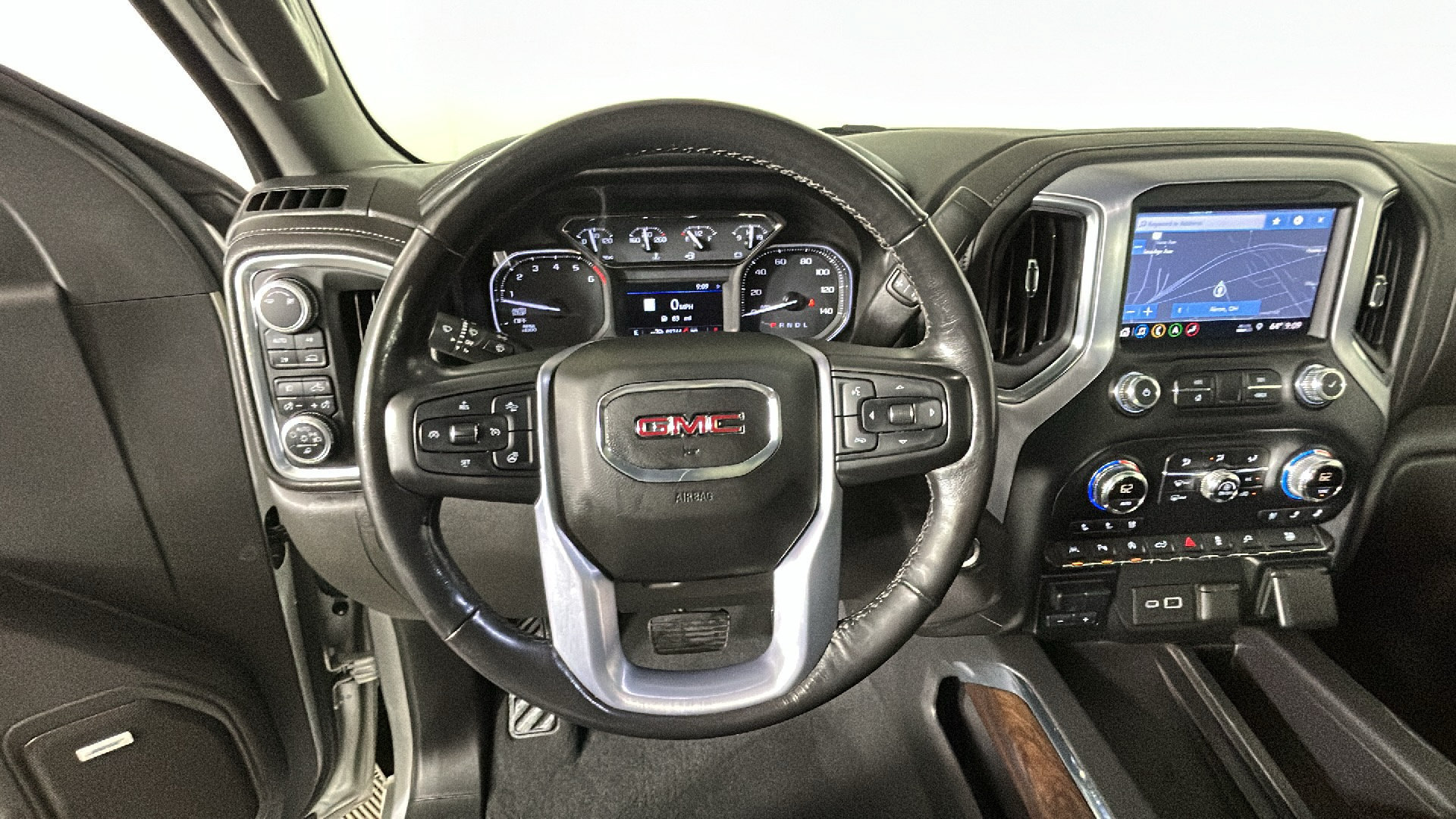 Used 2019 GMC Sierra 1500 SLT w/ SLT Premium Plus Package AWD/4WD image 18