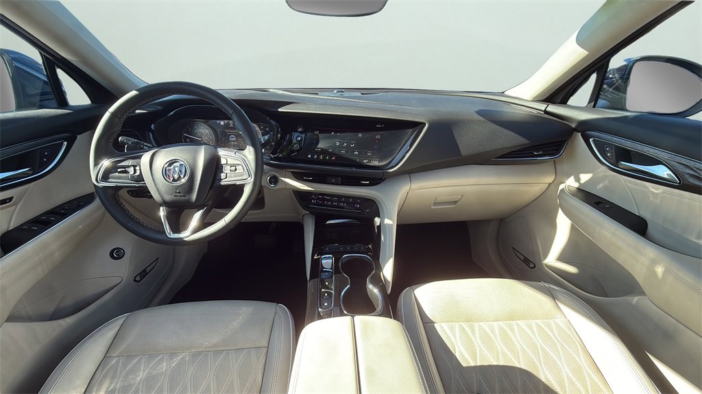 Used 2023 Buick Envision Avenir image 14
