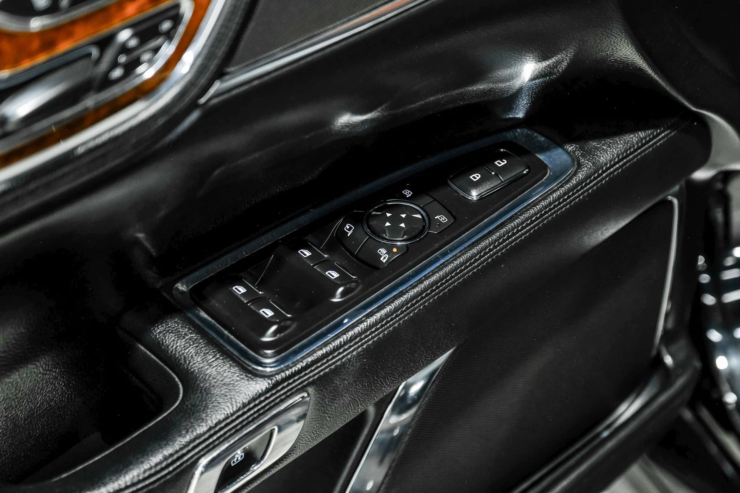 Used 2018 Lincoln Continental Reserve FWD image 48