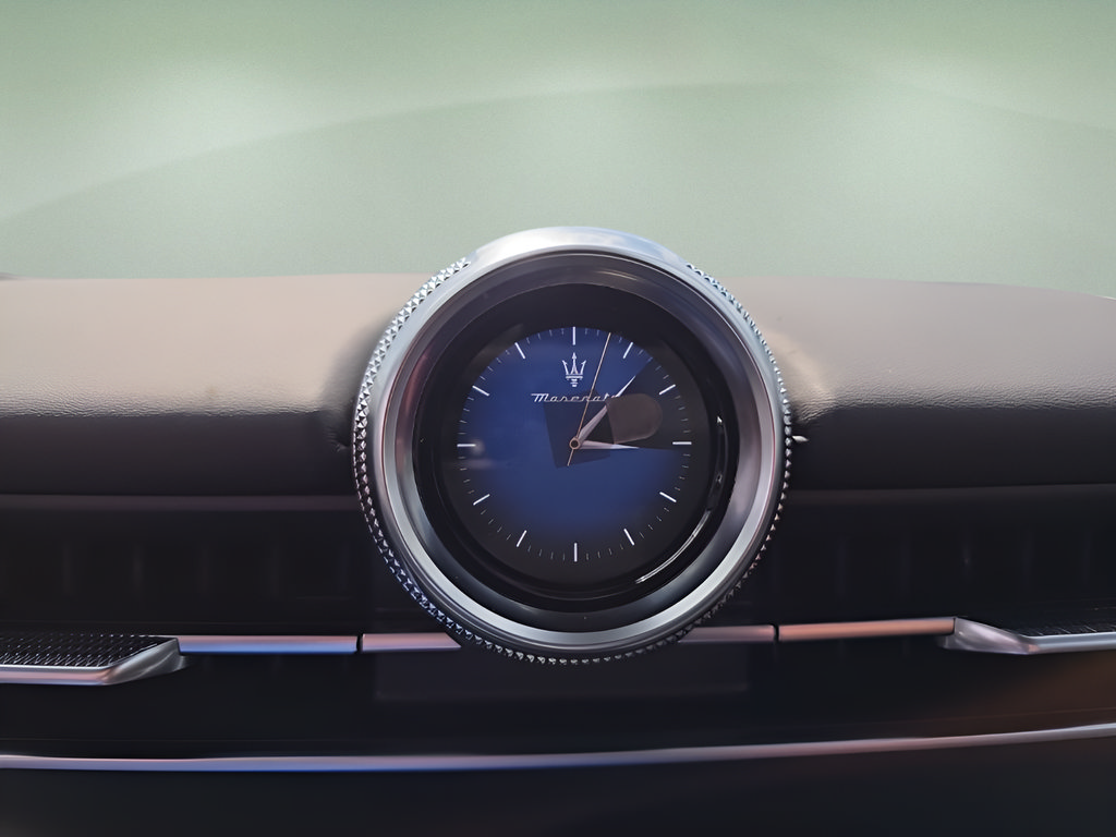 New 2025 Maserati Grecale GT AWD/4WD image 25