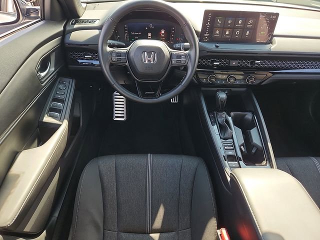 Used 2024 Honda Accord Sport image 11