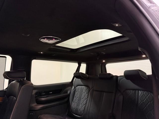 Certified 2024 Jeep Grand Wagoneer L Series III image 36