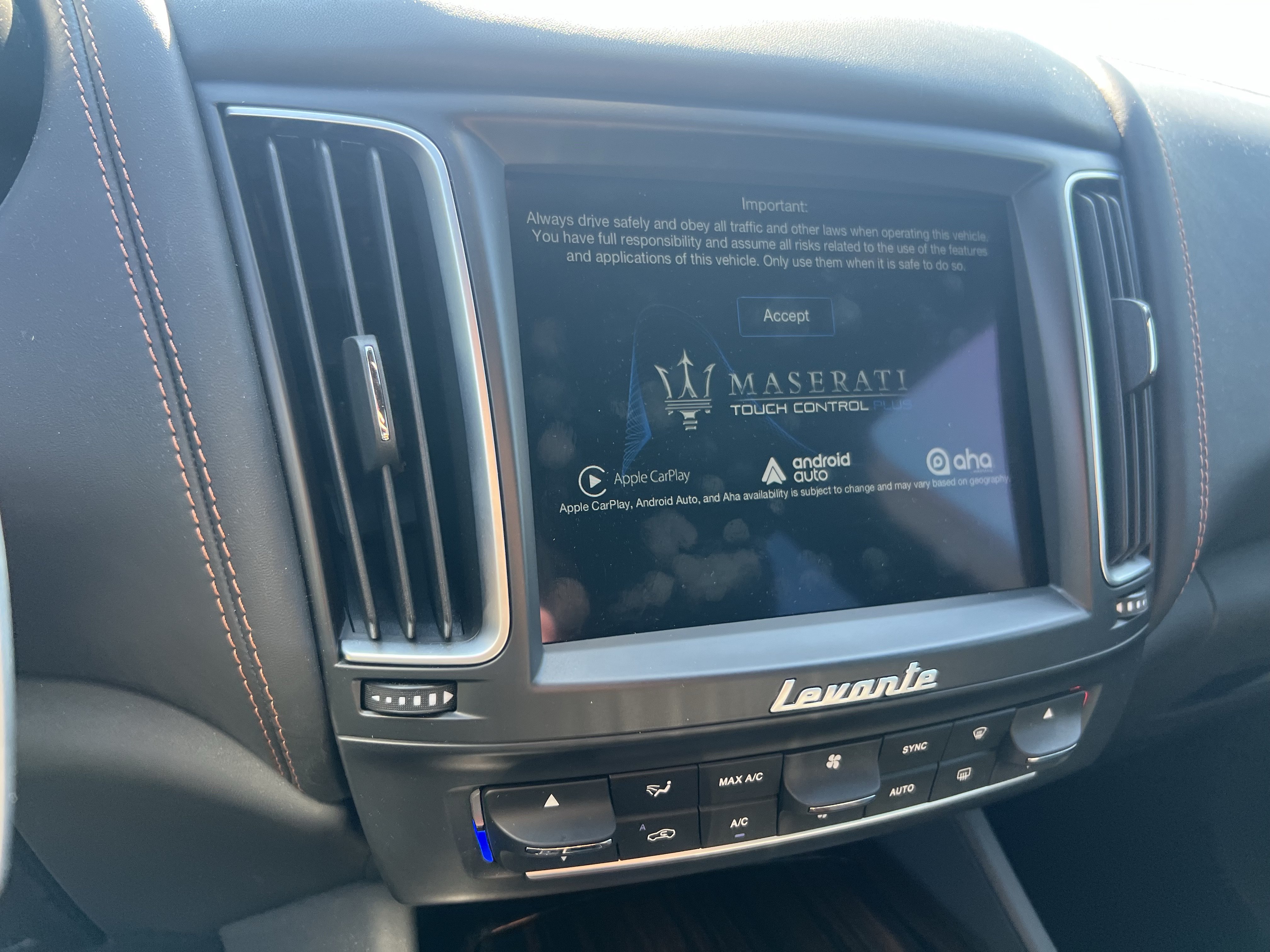 Used 2017 Maserati Levante S AWD/4WD image 26