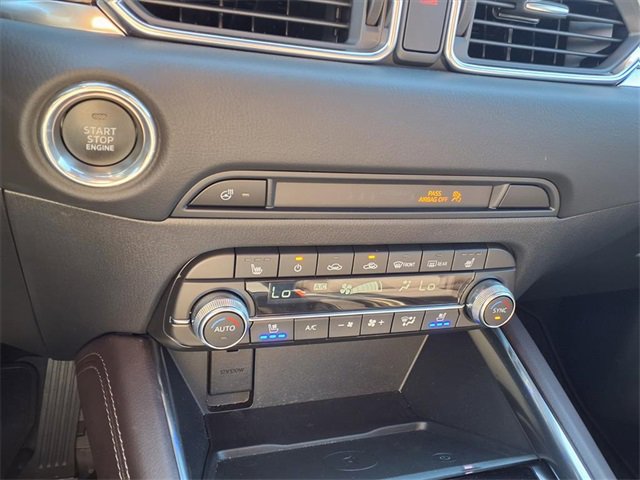 Used 2025 MAZDA CX-5 Signature image 18