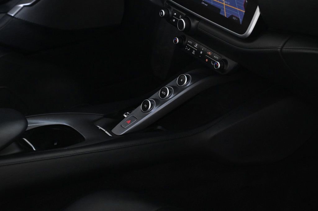 Certified 2019 Ferrari Portofino image 21