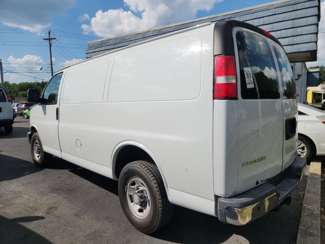 Used 2017 GMC Savana 2500 image 4
