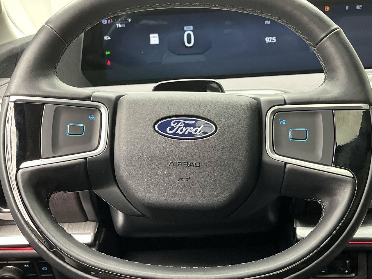 Certified 2025 Ford Expedition Max Platinum w/ Platinum Ultimate Package AWD/4WD image 18
