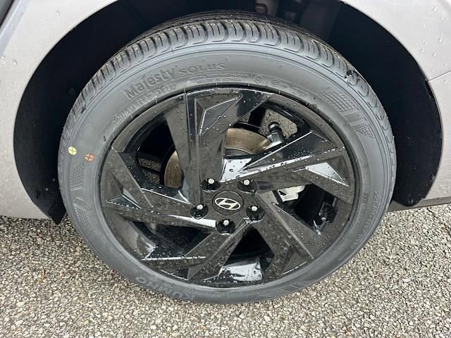 New 2026 Hyundai Elantra Sport image 13