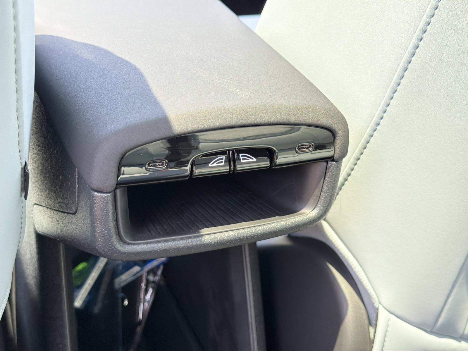 New 2026 Volvo EX30 Ultra AWD/4WD image 10