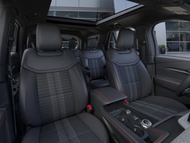 New 2026 Ford Explorer ST-Line w/ ST-Line Street Pack image 10