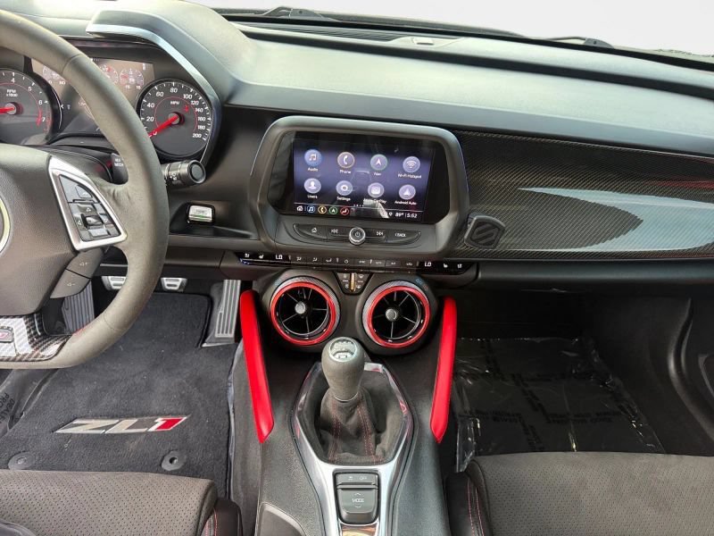 Used 2021 Chevrolet Camaro ZL1 RWD image 11