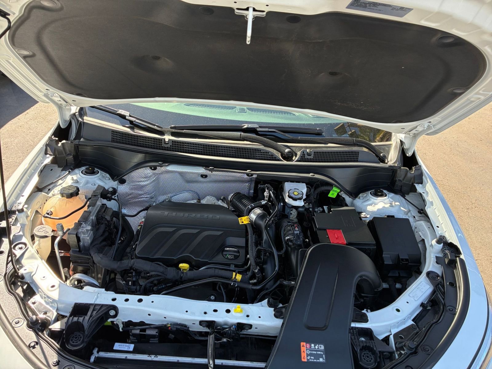 Used 2025 Buick Envista Sport Touring FWD image 31