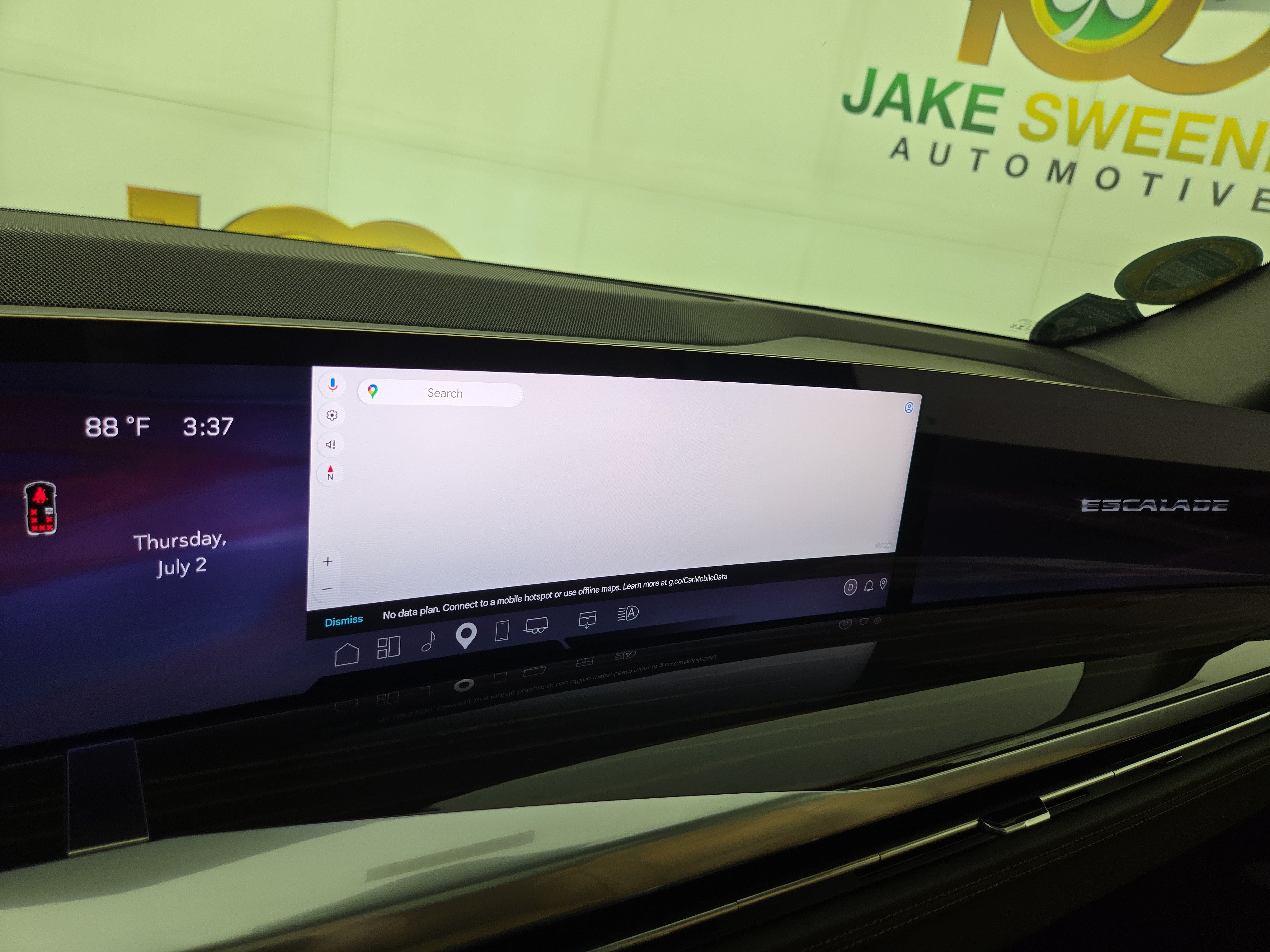 Certified 2025 Cadillac Escalade Premium Luxury w/ LPO, Floor Liner Package AWD/4WD image 21