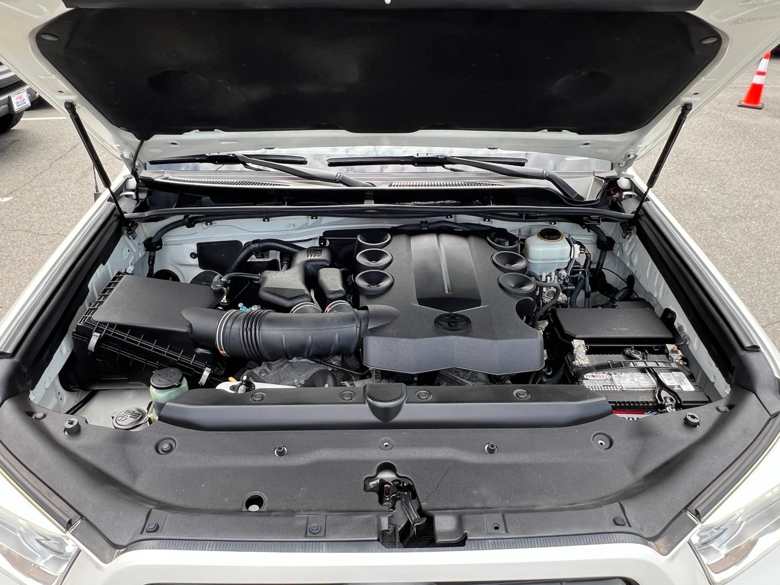 Used 2011 Toyota 4Runner Limited AWD/4WD image 30