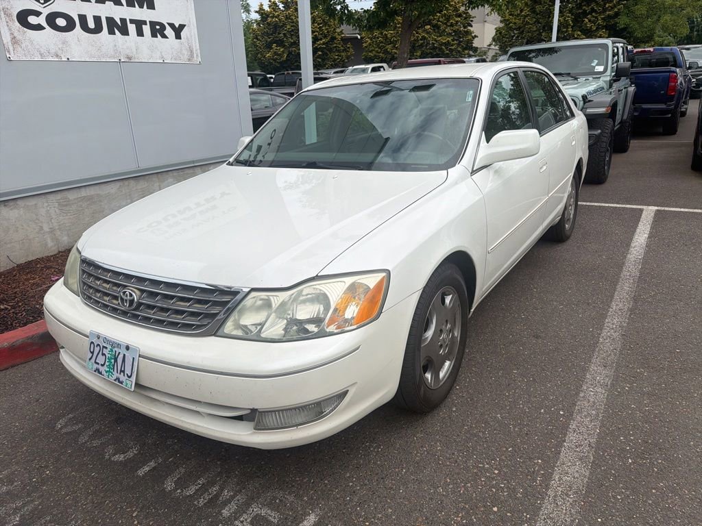 Used 2004 Toyota Avalon XLS FWD image 3