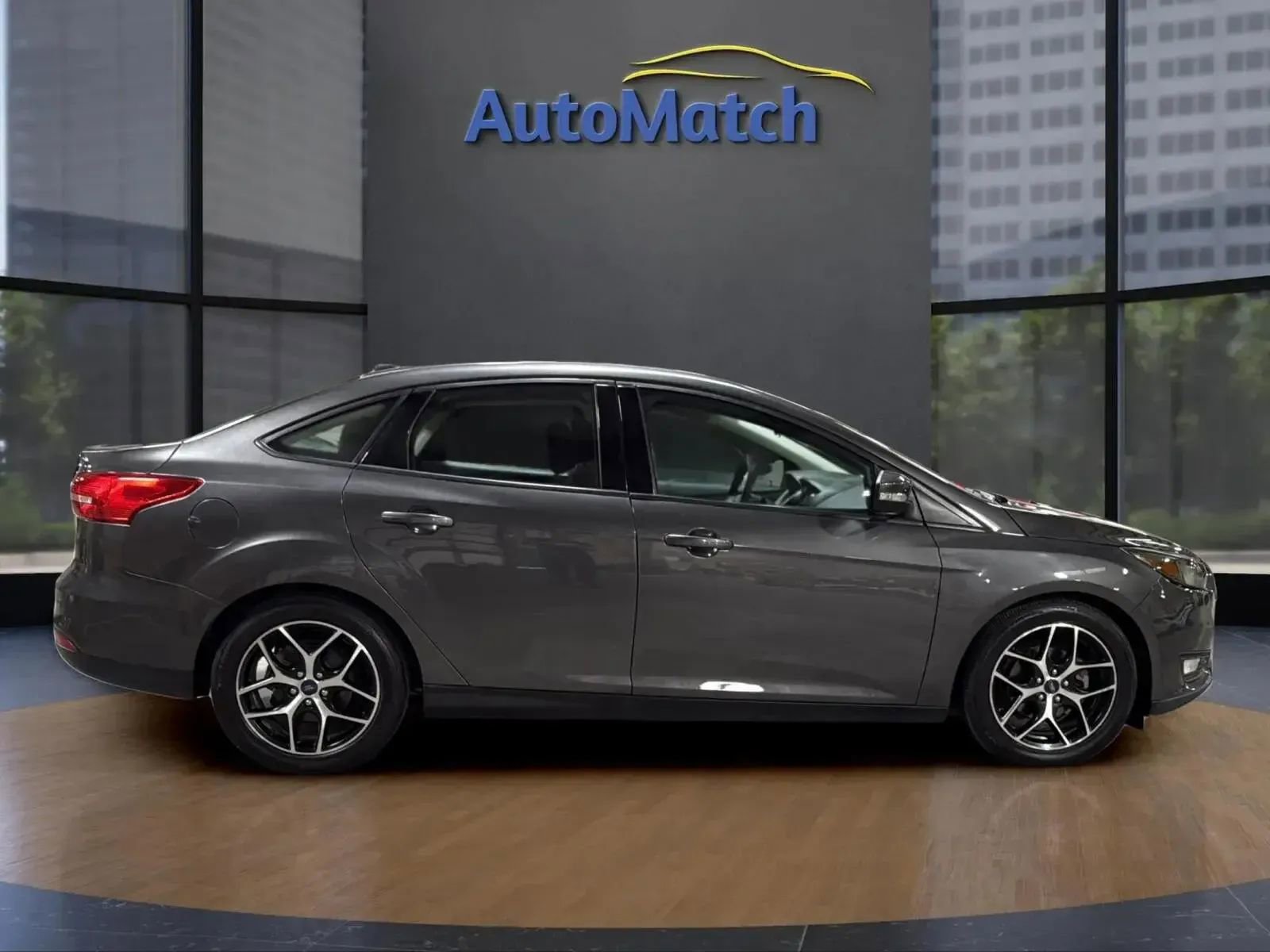 Used 2018 Ford Focus SEL image 10