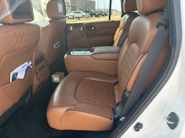 Used 2021 INFINITI QX80 Sensory w/ All-Season Package image 12