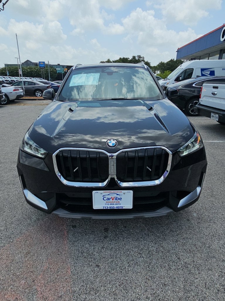 Used 2023 BMW X1 xDrive28i AWD/4WD image 2