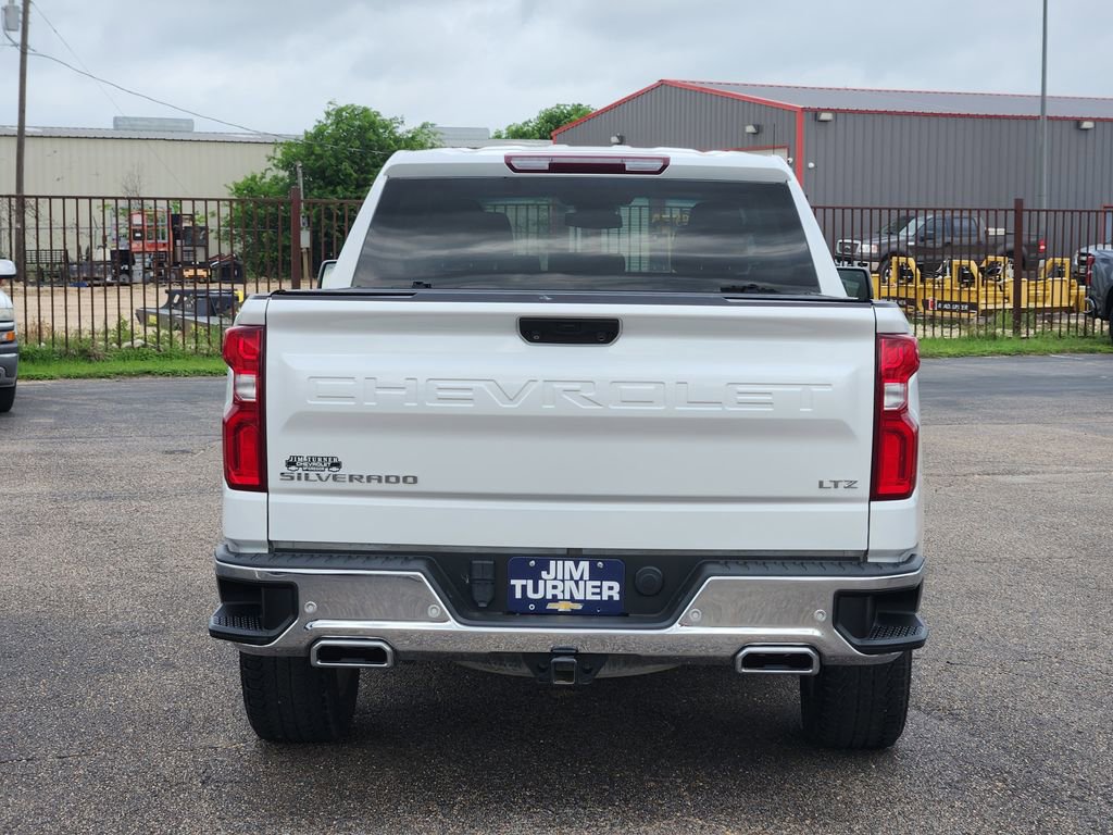Certified 2022 Chevrolet Silverado 1500 LTZ AWD/4WD image 6