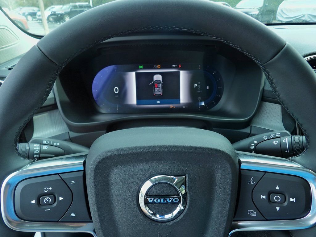 New 2025 Volvo XC40 B5 Plus w/ Climate Package AWD/4WD image 22