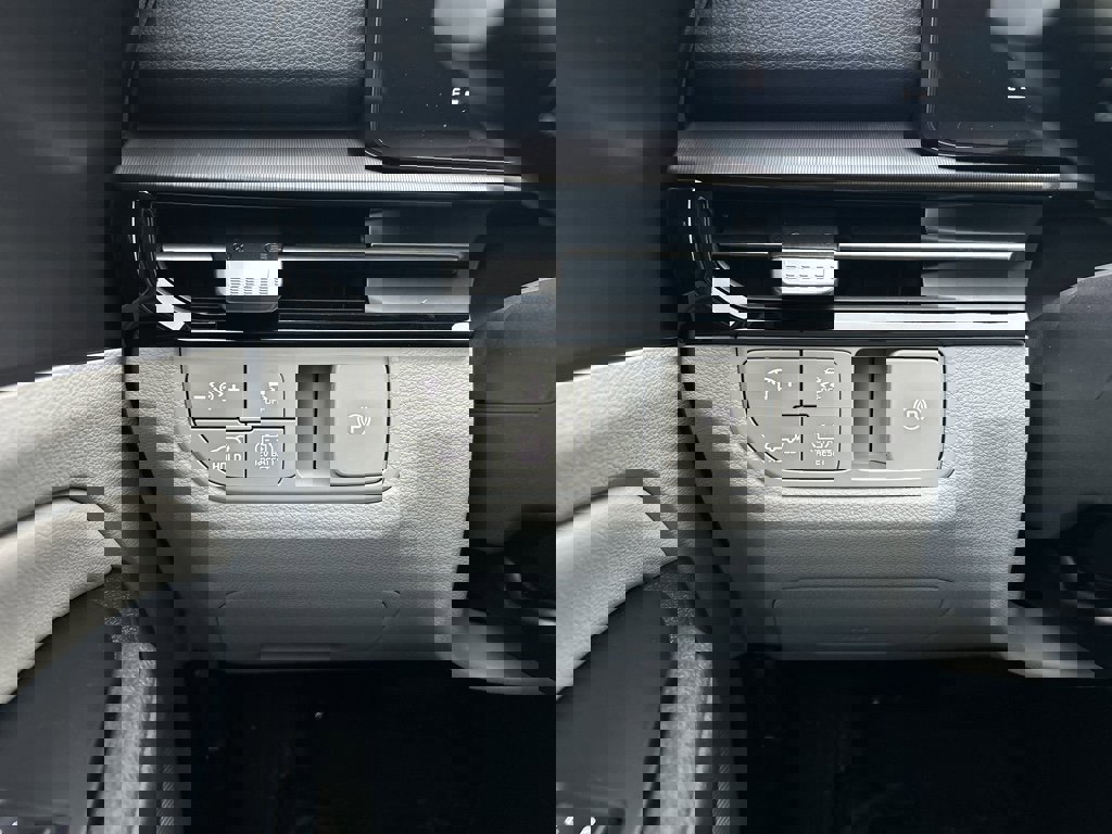 New 2026 Kia Sportage EX image 26