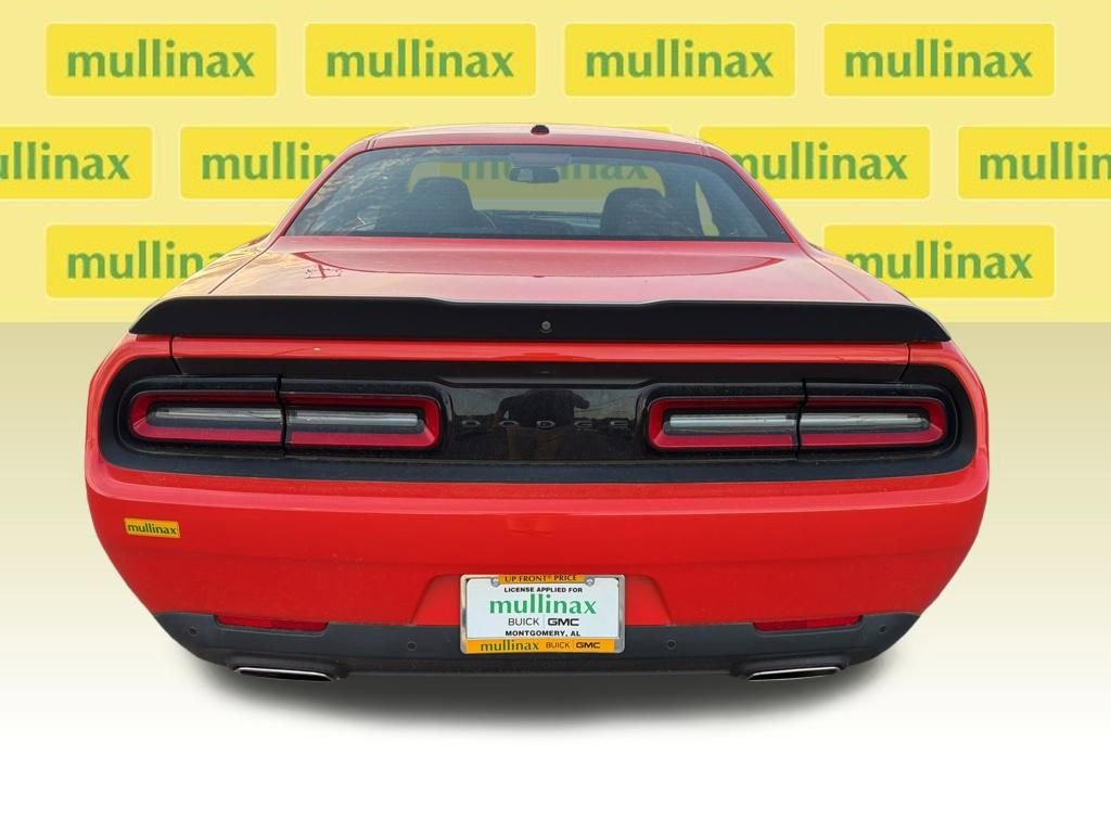 Used 2022 Dodge Challenger GT w/ Blacktop Package image 9