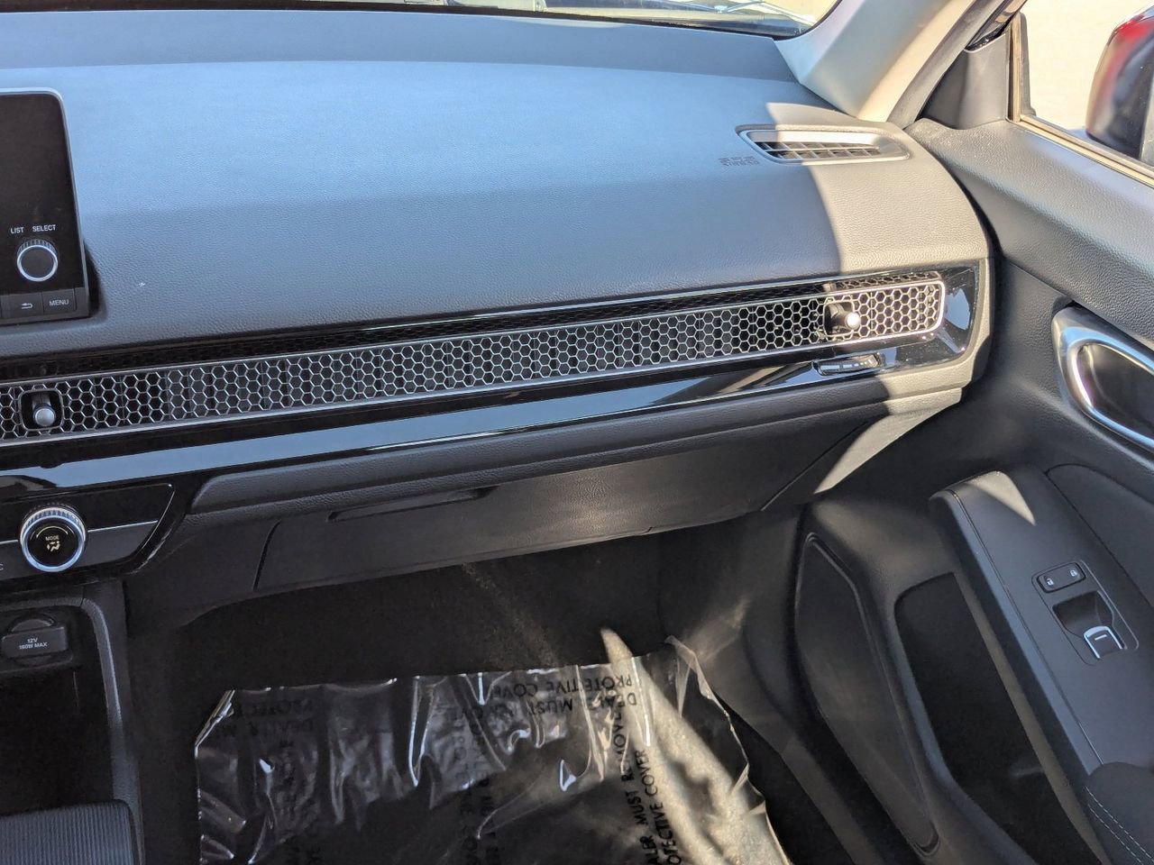 Used 2023 Honda Civic LX image 15