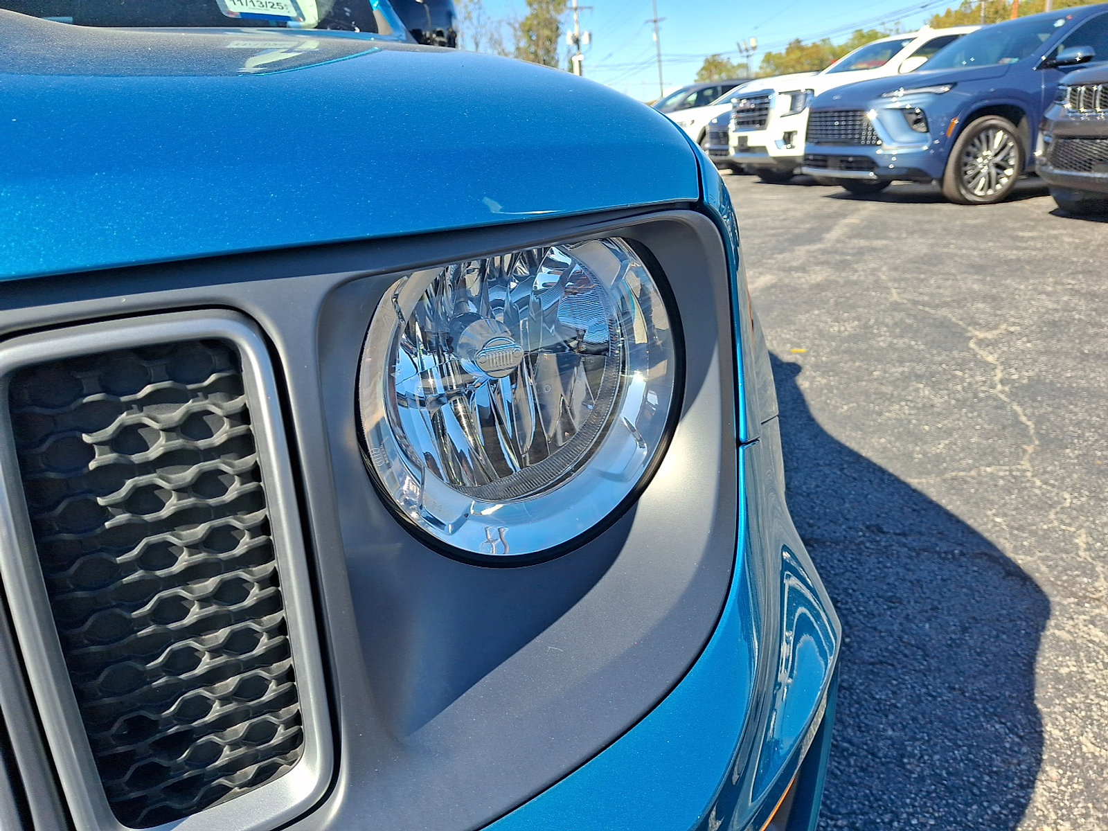 Used 2022 Jeep Renegade Limited w/ Sun, Sound & Wheels Group image 10