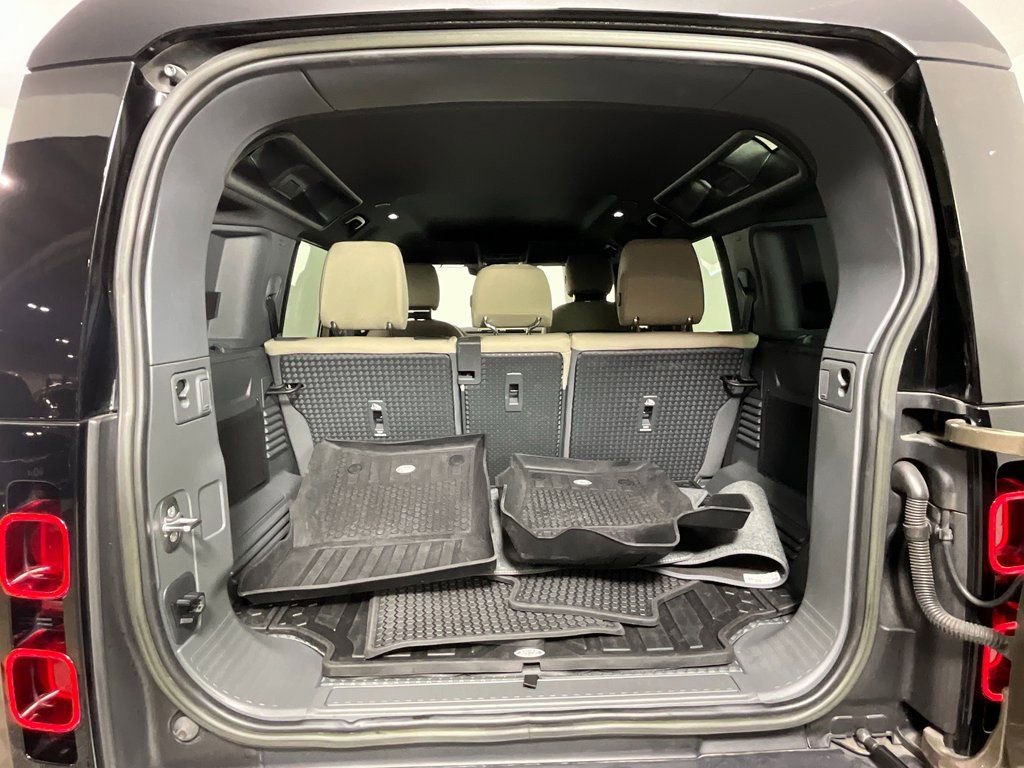 Certified 2023 Land Rover Defender 110 S image 28