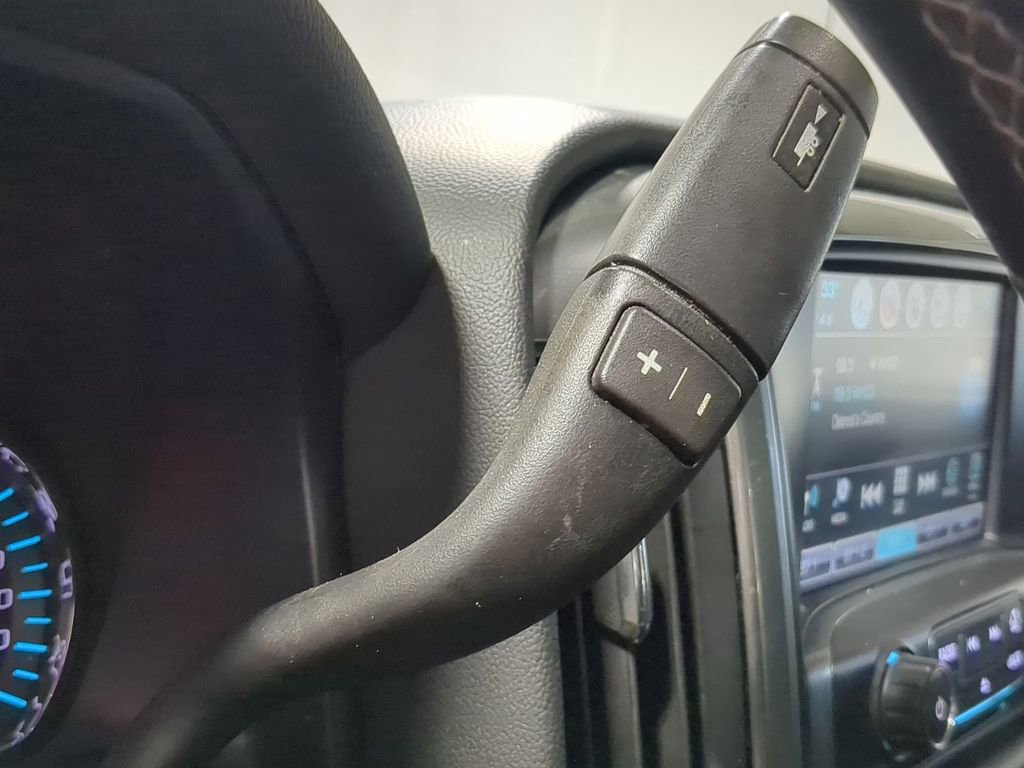 Used 2019 Chevrolet Silverado 1500 LT w/ All Star Edition image 41