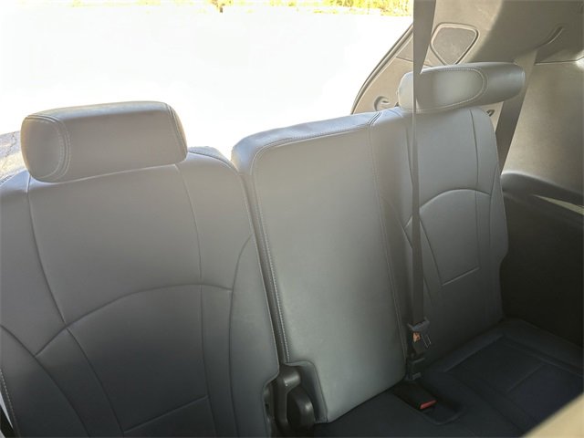 Used 2024 Buick Enclave Premium image 16