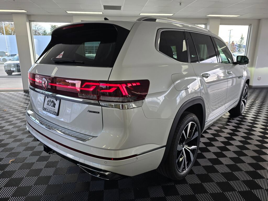 New 2026 Volkswagen Atlas SEL Premium R-Line image 4