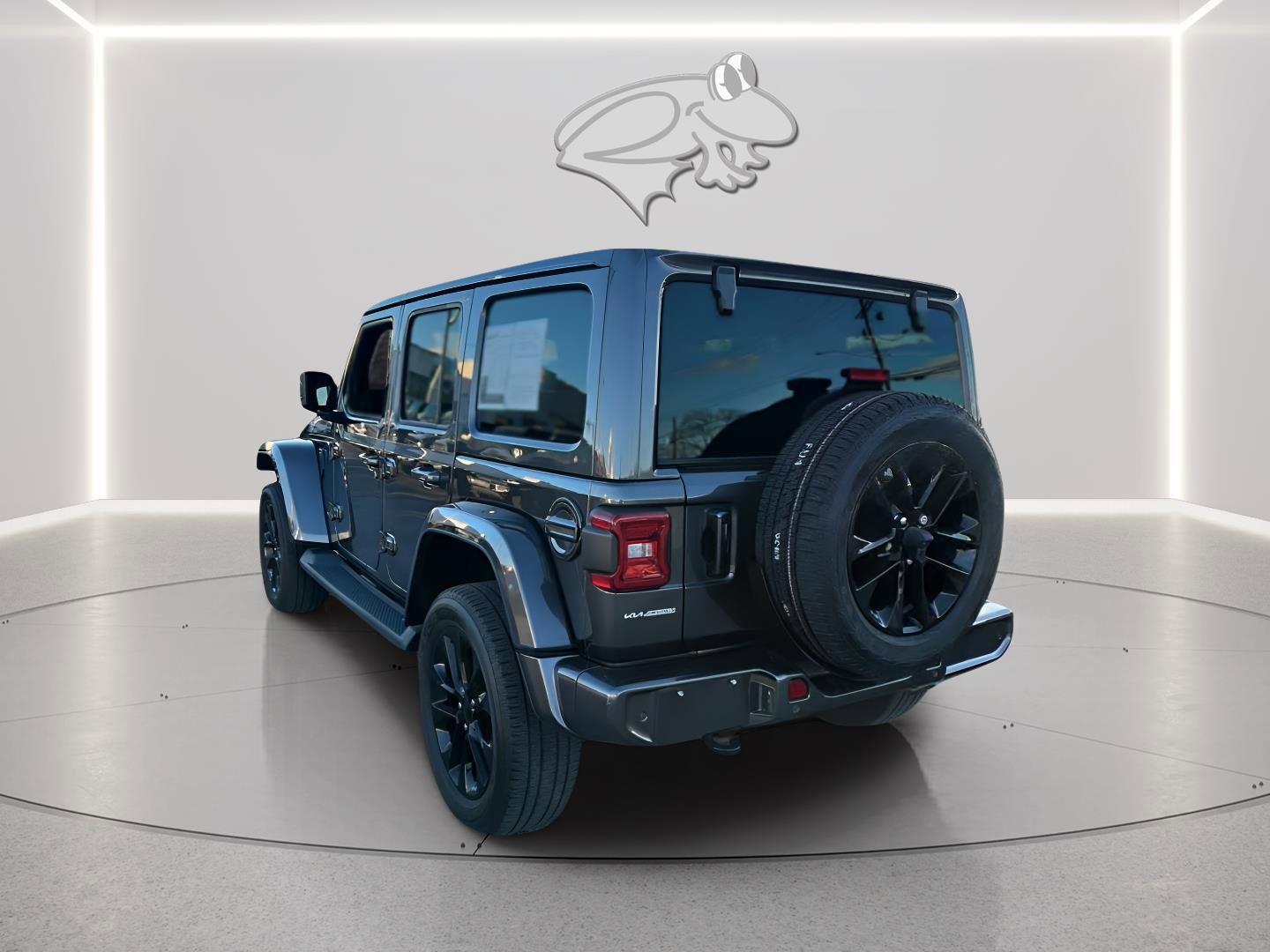 Used 2021 Jeep Wrangler Unlimited Sahara image 5