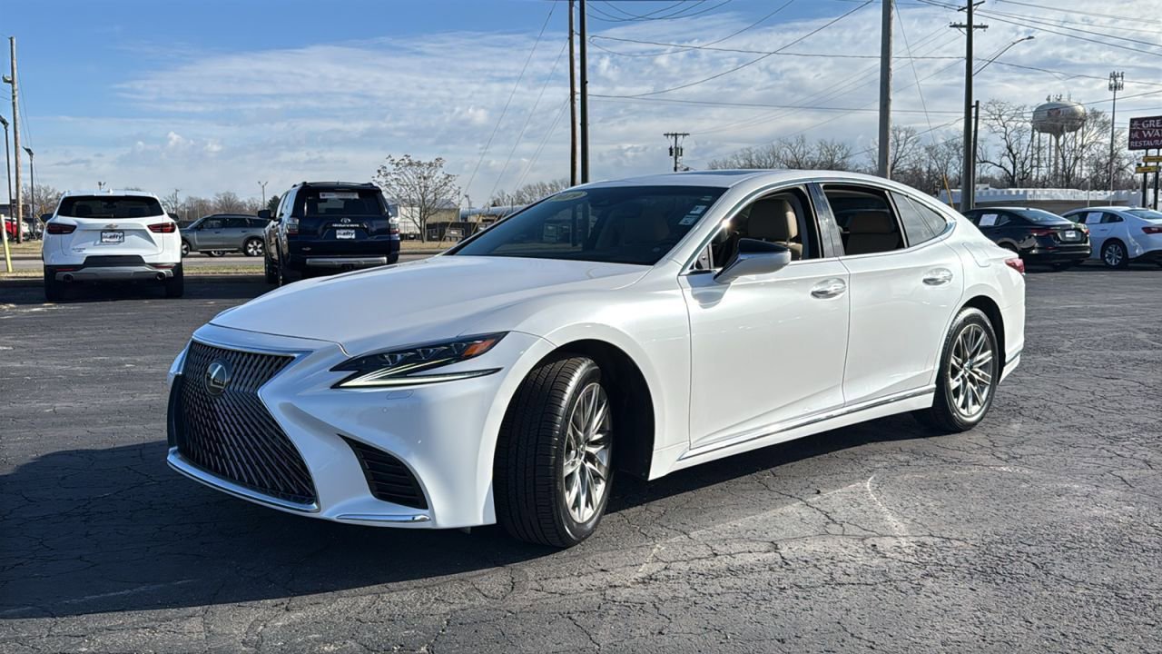 Used 2019 Lexus LS 500 AWD w/ Accessory Package (Z2) image 3