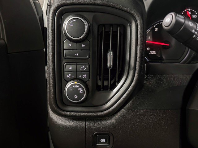 Used 2024 Chevrolet Silverado 2500 Custom w/ Custom Value Package image 30