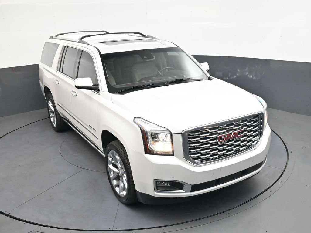 Used 2020 GMC Yukon XL Denali w/ Open Road Package image 31