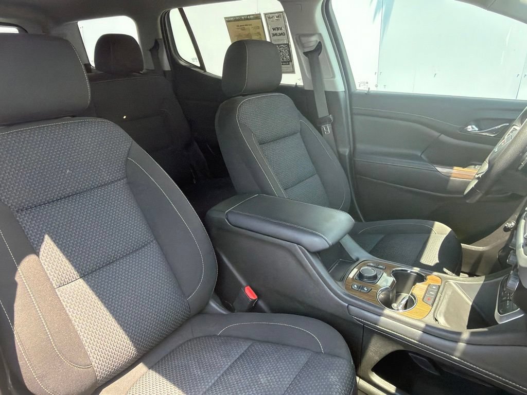 Used 2023 GMC Acadia SLE w/ Driver Convenience Package FWD image 6