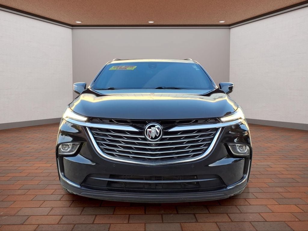 Used 2024 Buick Enclave Premium FWD image 2