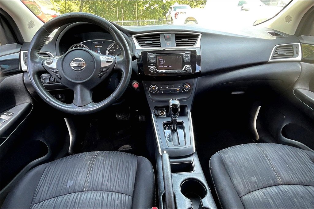Used 2016 Nissan Sentra SV image 15