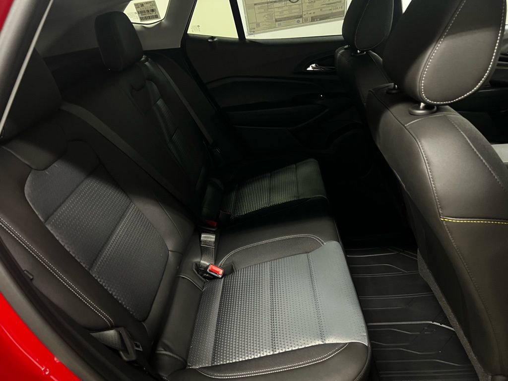 New 2026 Chevrolet Trax LT w/ Driver Confidence Package image 31