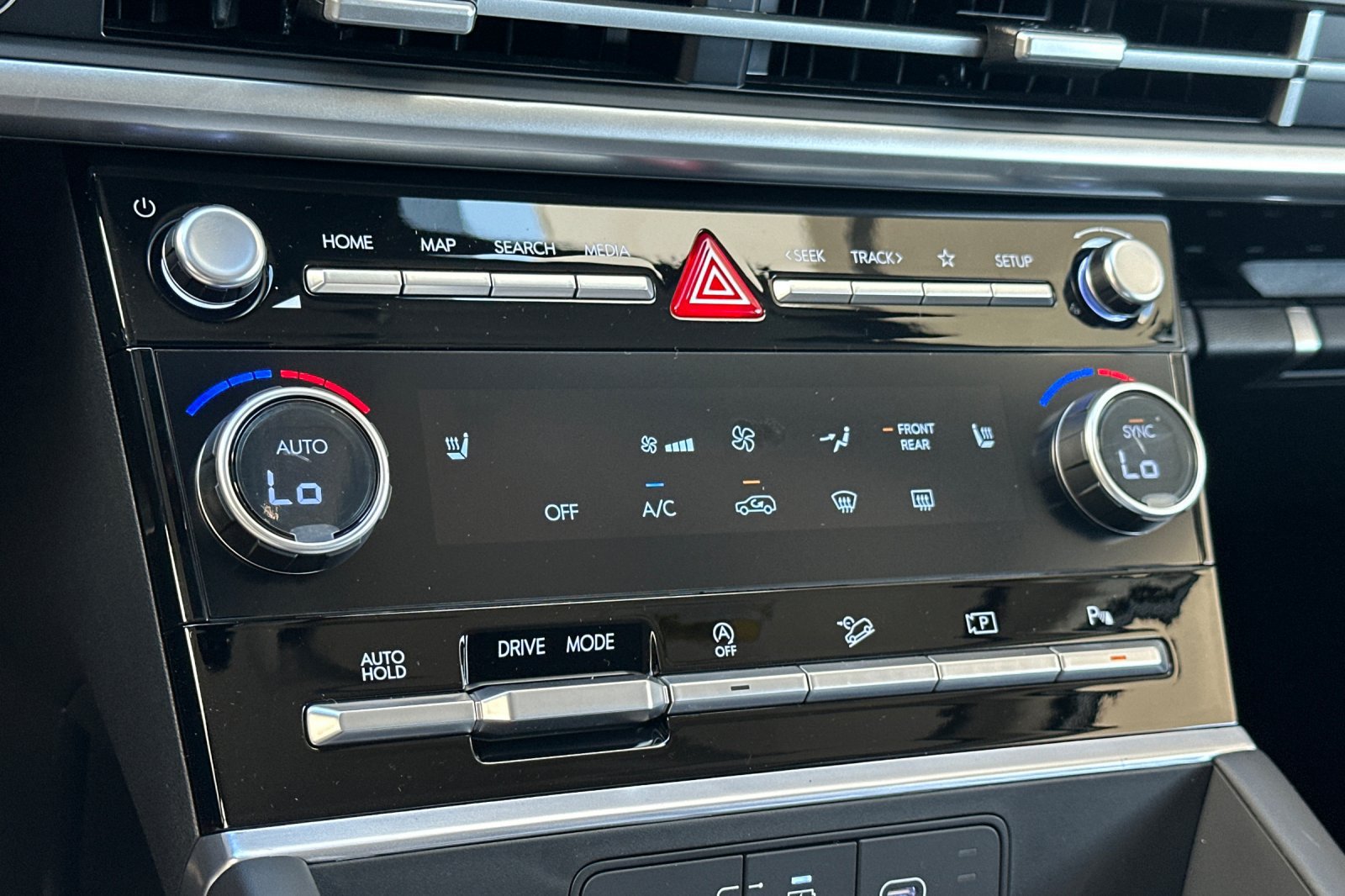 New 2027 Hyundai Santa Fe SEL FWD image 20