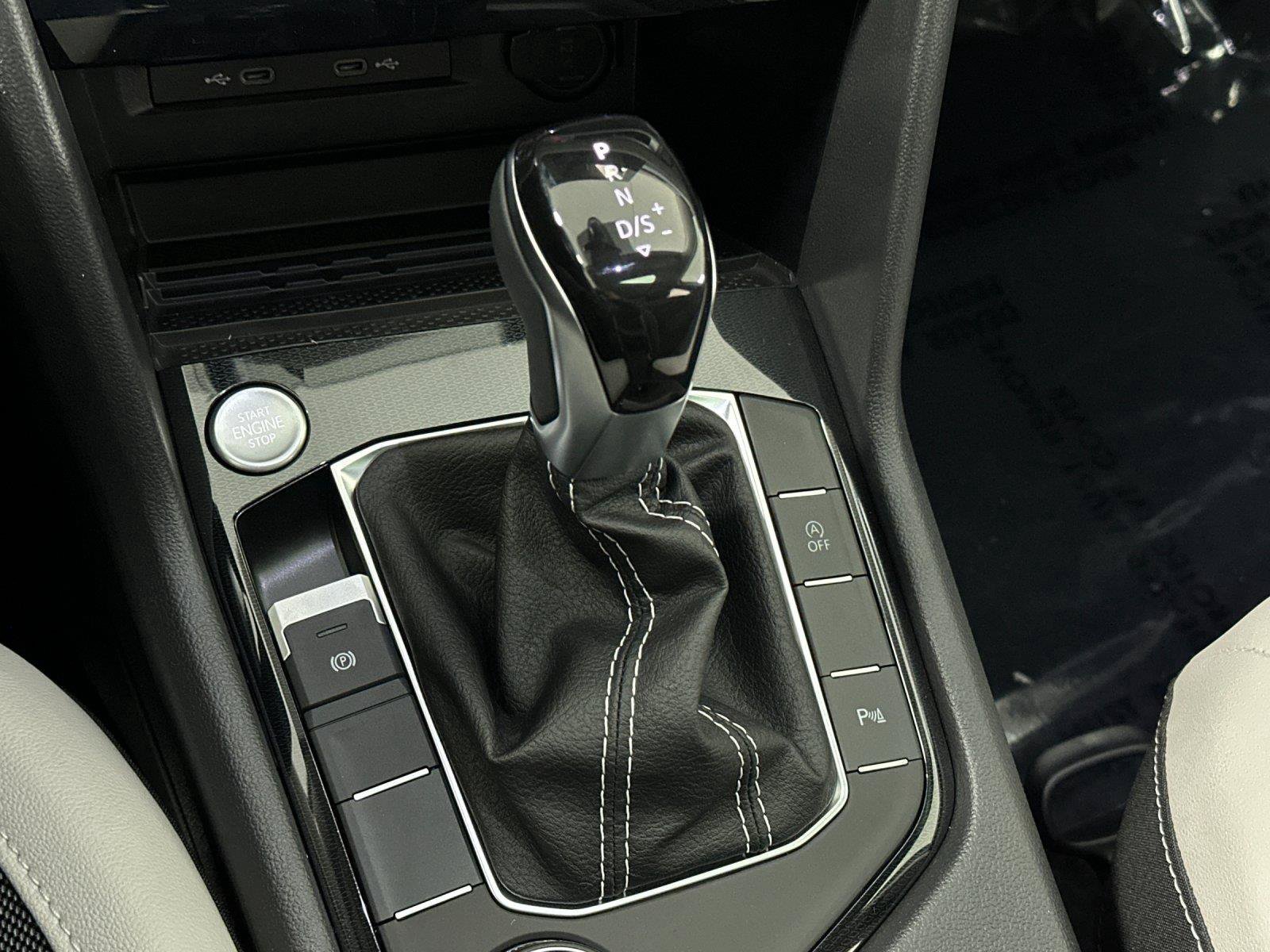 New 2027 Volkswagen Taos SE AWD/4WD image 20