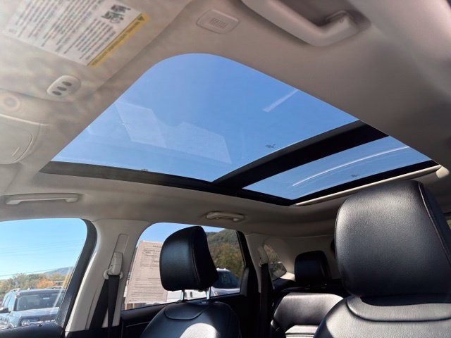 Used 2023 Ford Edge SEL w/ Convenience Package AWD/4WD image 26