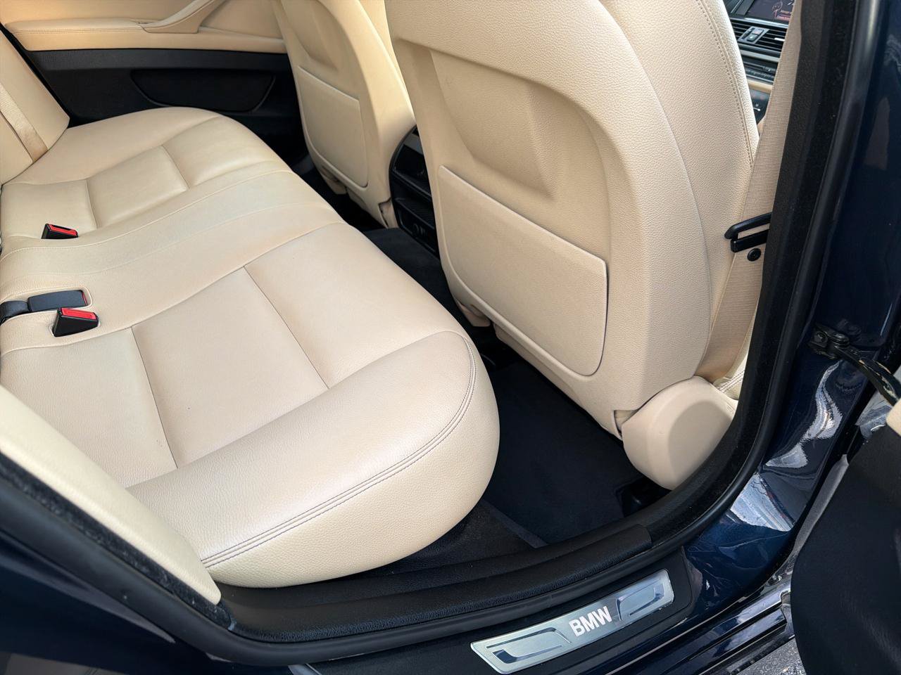 Used 2016 BMW 528i Sedan RWD image 27