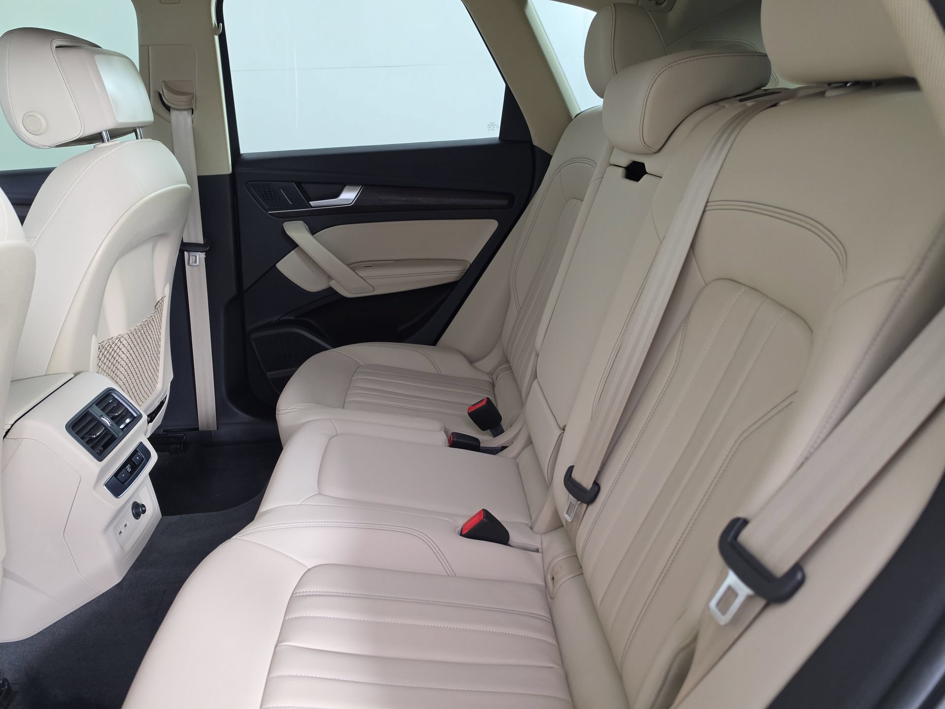 Certified 2023 Audi Q5 2.0T Premium Plus w/ Premium Plus Package AWD/4WD image 37