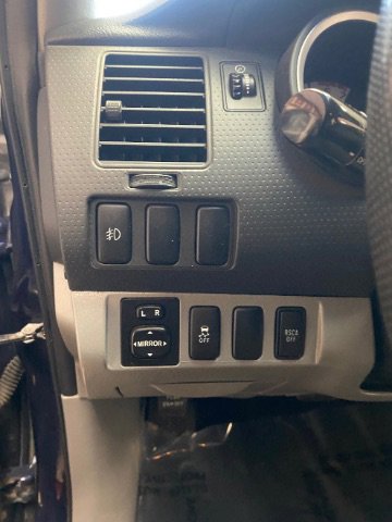 Used 2013 Toyota Tacoma 4x4 Double Cab image 18