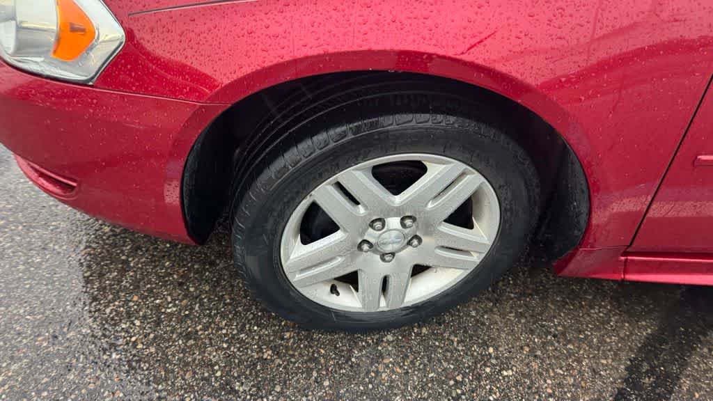 Used 2012 Chevrolet Impala LT FWD image 10