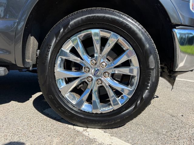 Used 2016 Ford F150 Lariat w/ Equipment Group 502A Luxury AWD/4WD image 13