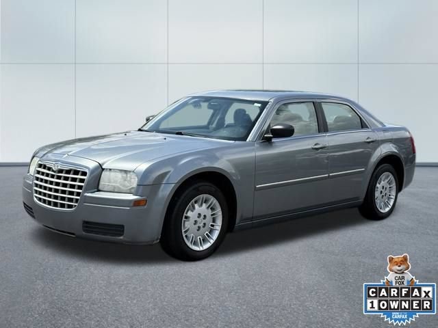Used 2007 Chrysler 300 RWD image 6