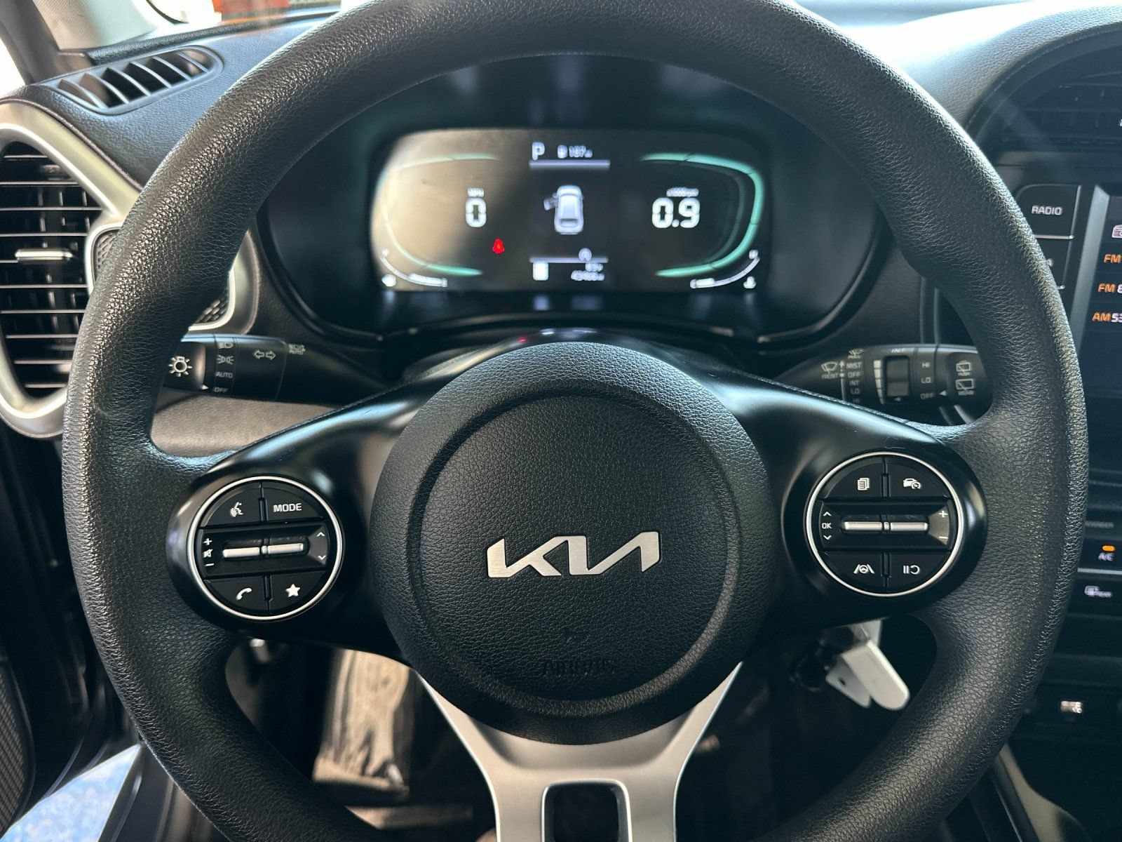 Used 2024 Kia Soul LX w/ Option Group 015 FWD image 20
